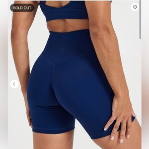 Timeless high waisted shorts